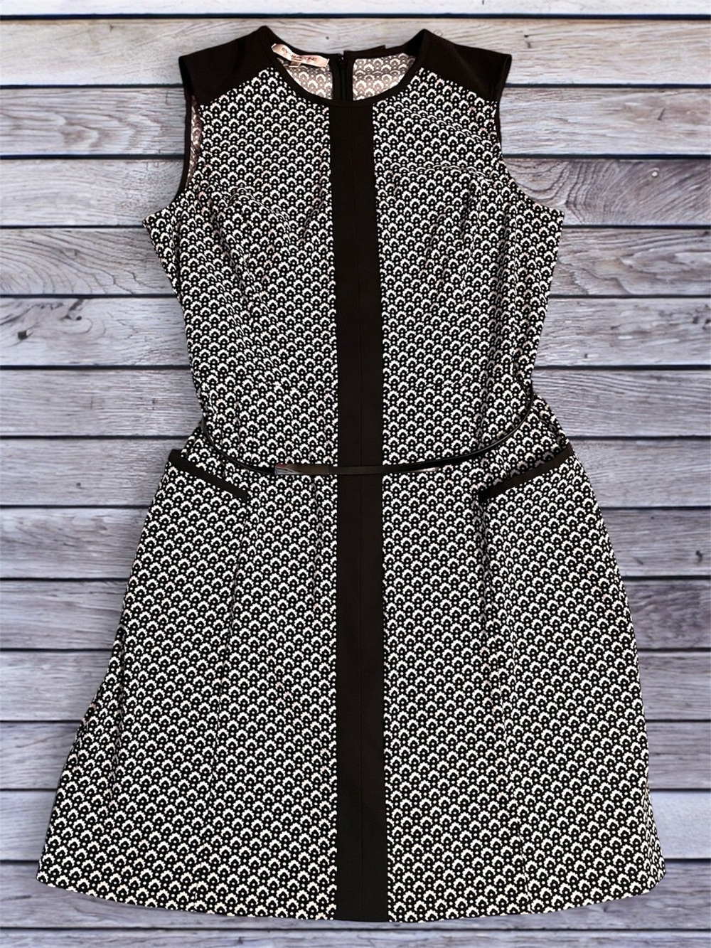 Evan Picone Black and White Sleeveless Sheath Dress with belt 14